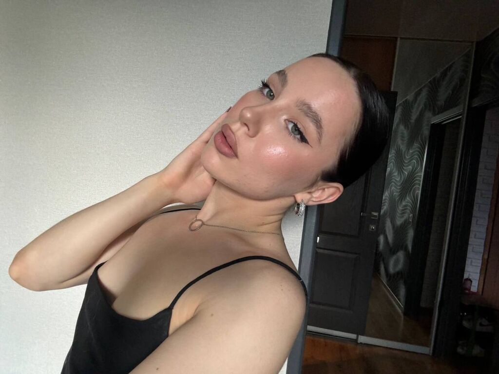Ellenrodriguez's profile - Image n°0