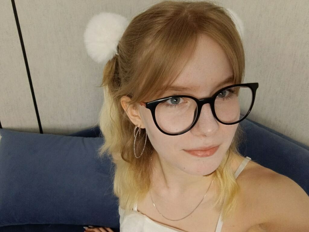 Elletteeckersley's profile - Image n°1