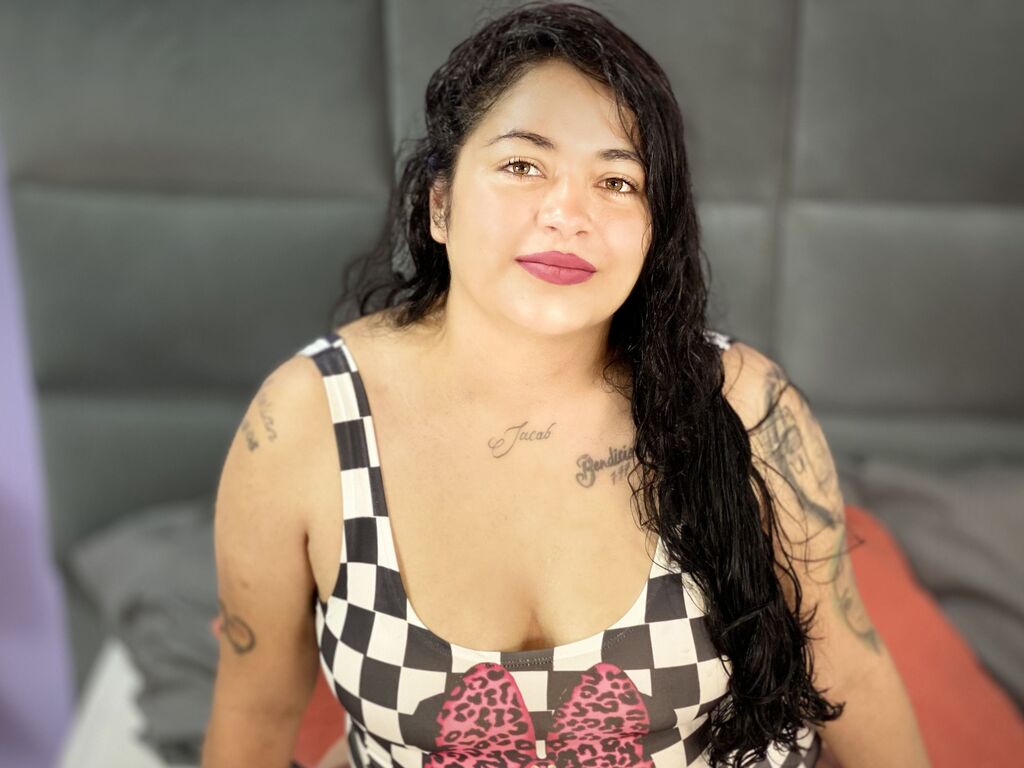 Ellieamara's profile - Image n°0