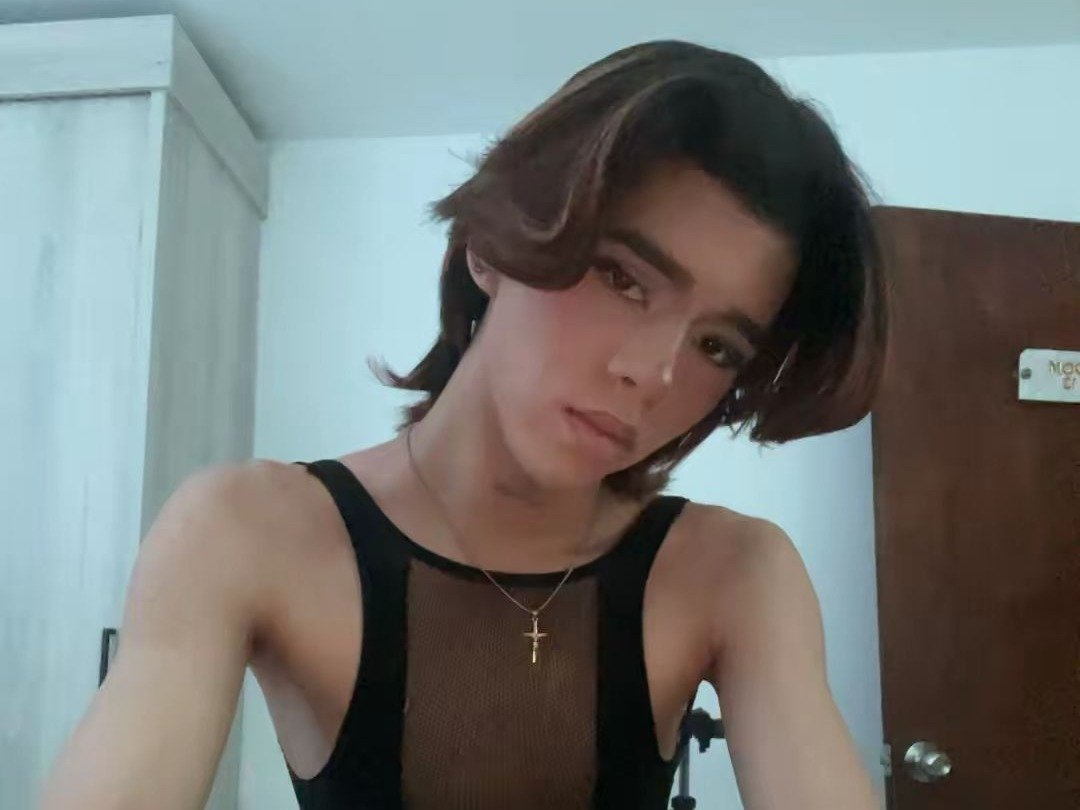 Elliotwalker's profile - Image n°1