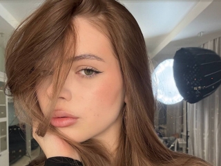 Webcam sex con Ellyalermet