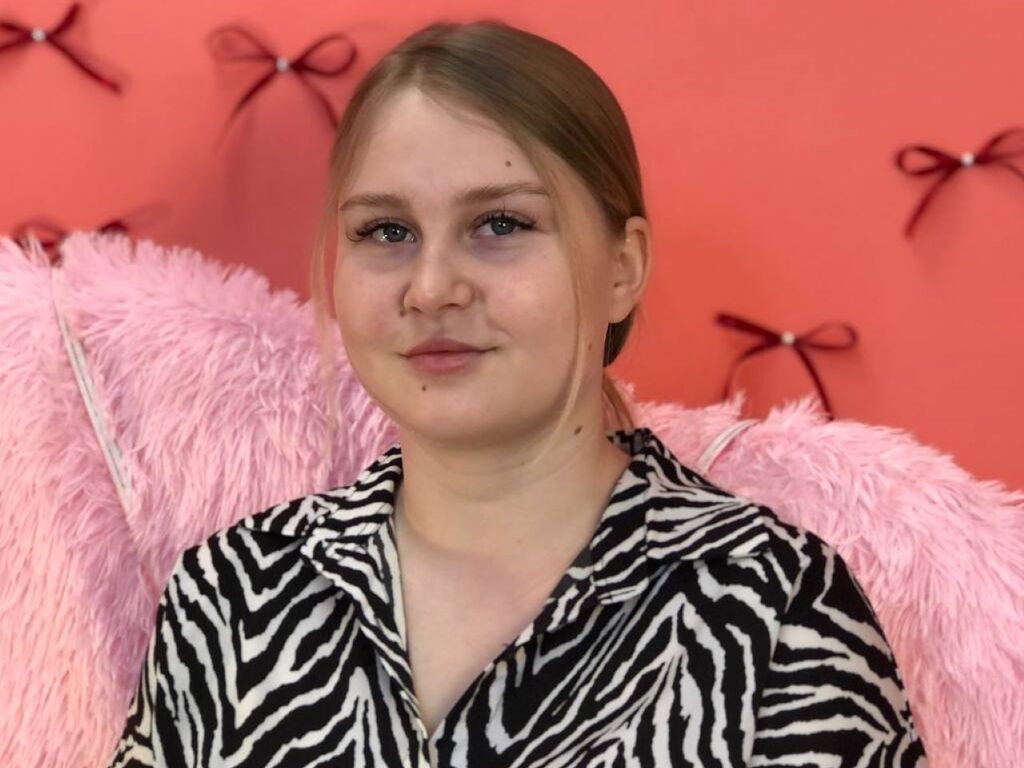Ellymoon's profile - Image n°0