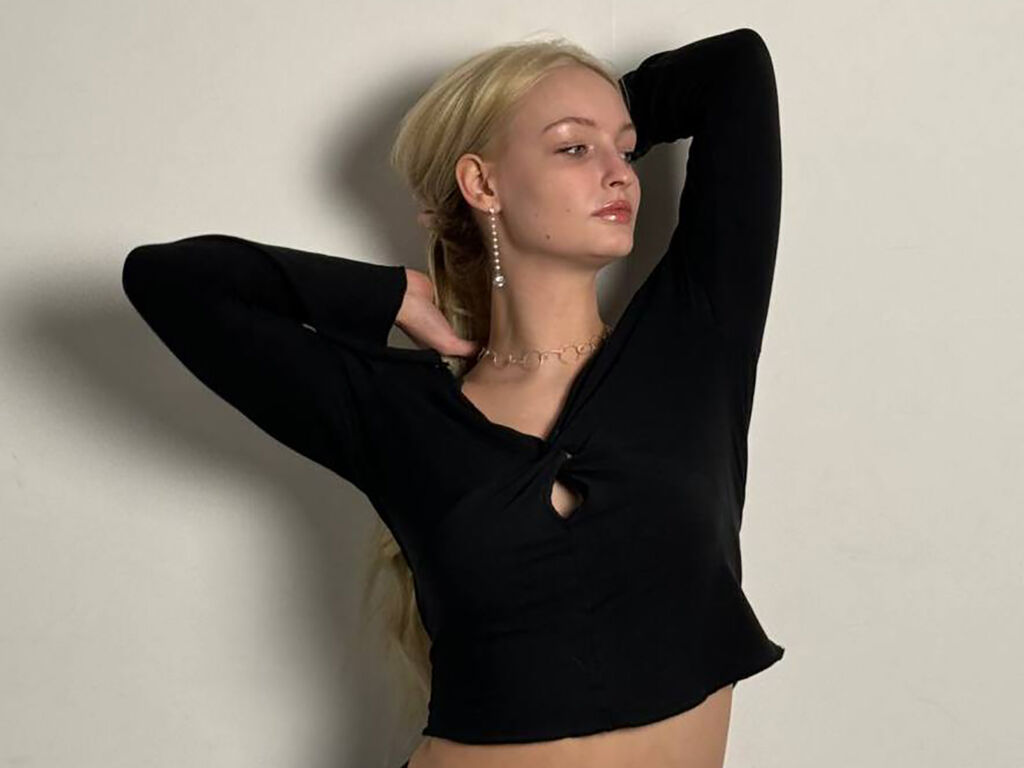 Ellyshinee' profilo - Immagine n°1