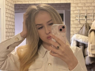 Webcam sex with Elmiramotty