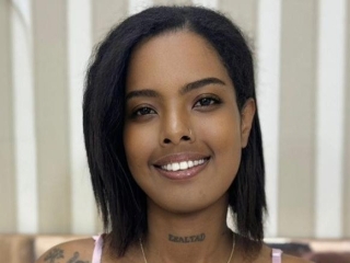 Sexo por webcam con Eloisemillers