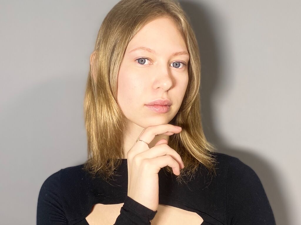 Elswythbasil's profile - Image n°0