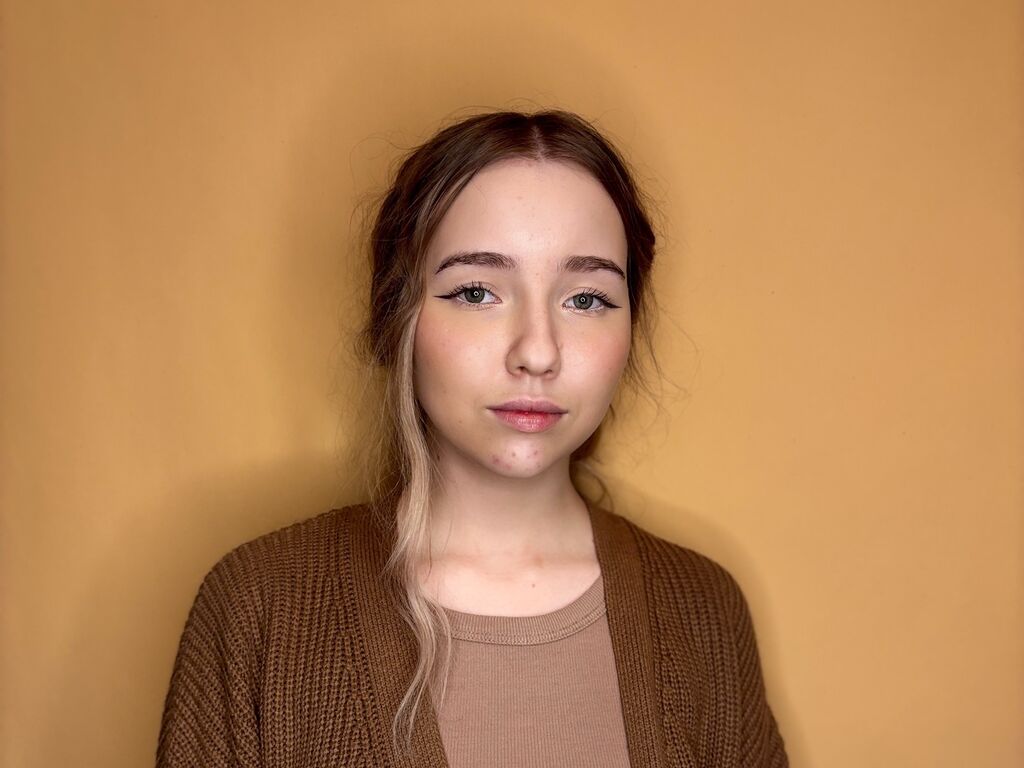 Elvabowman's profile - Image n°0