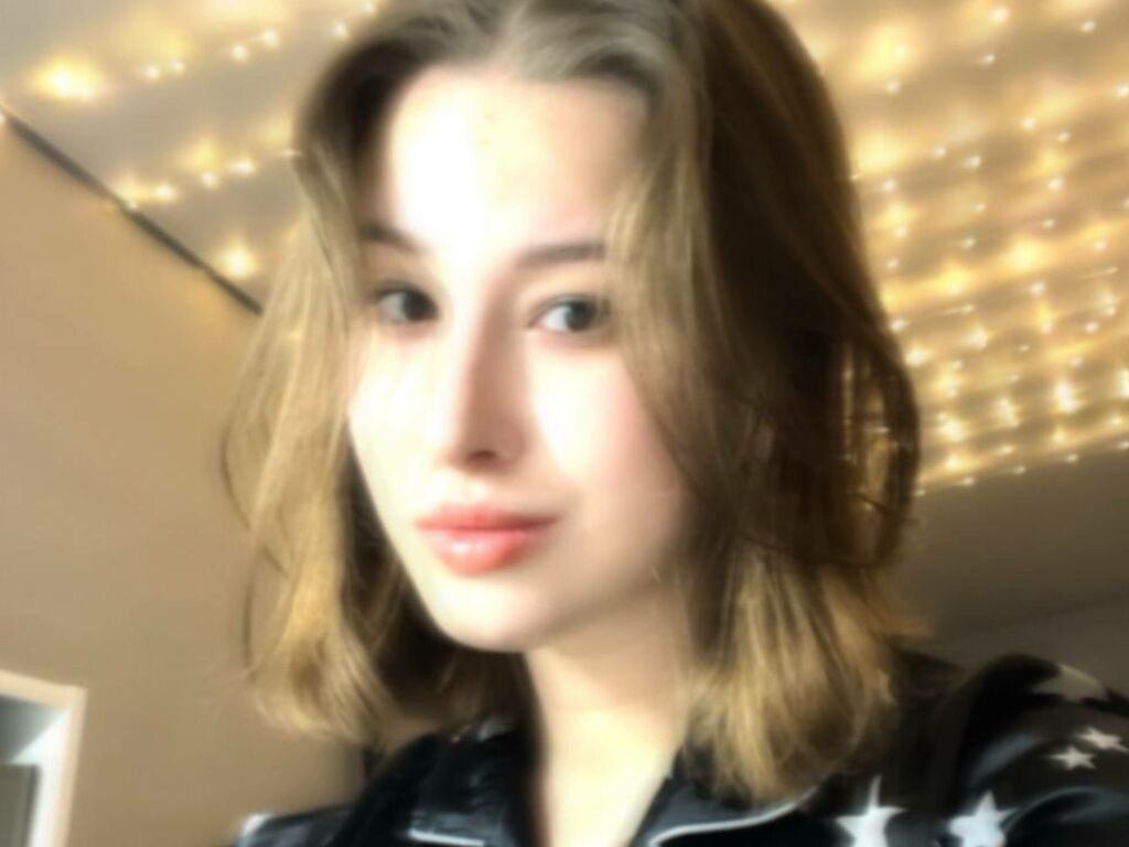 Elvabready's profile - Image n°0
