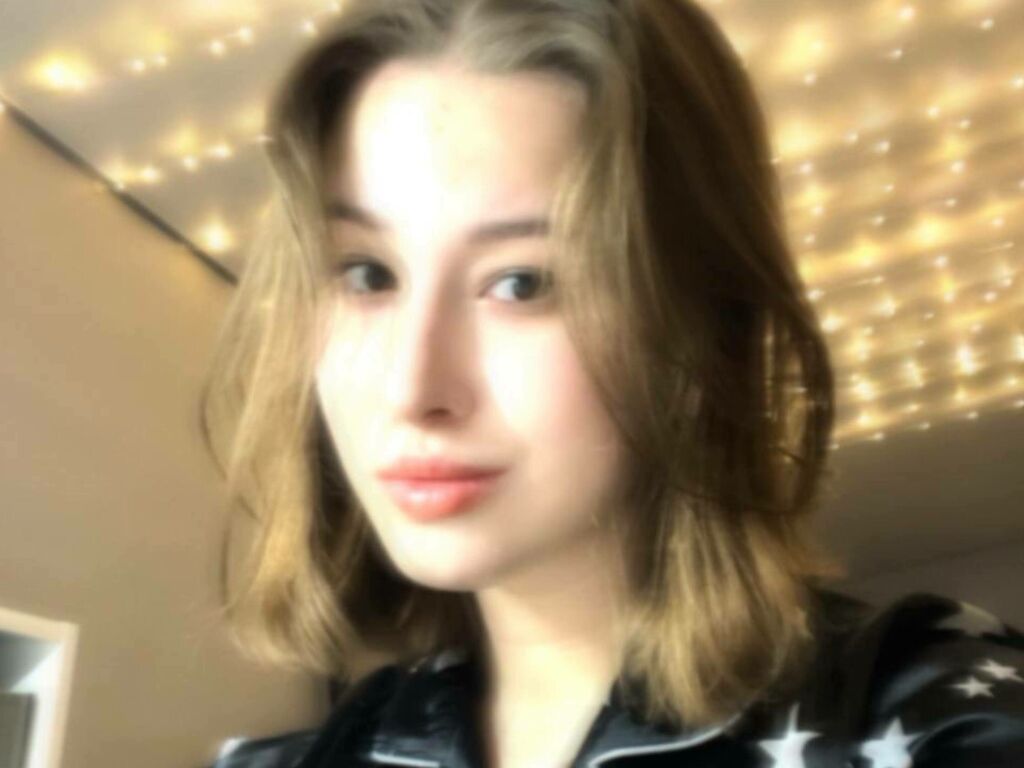 Elvabready's profile - Image n°1