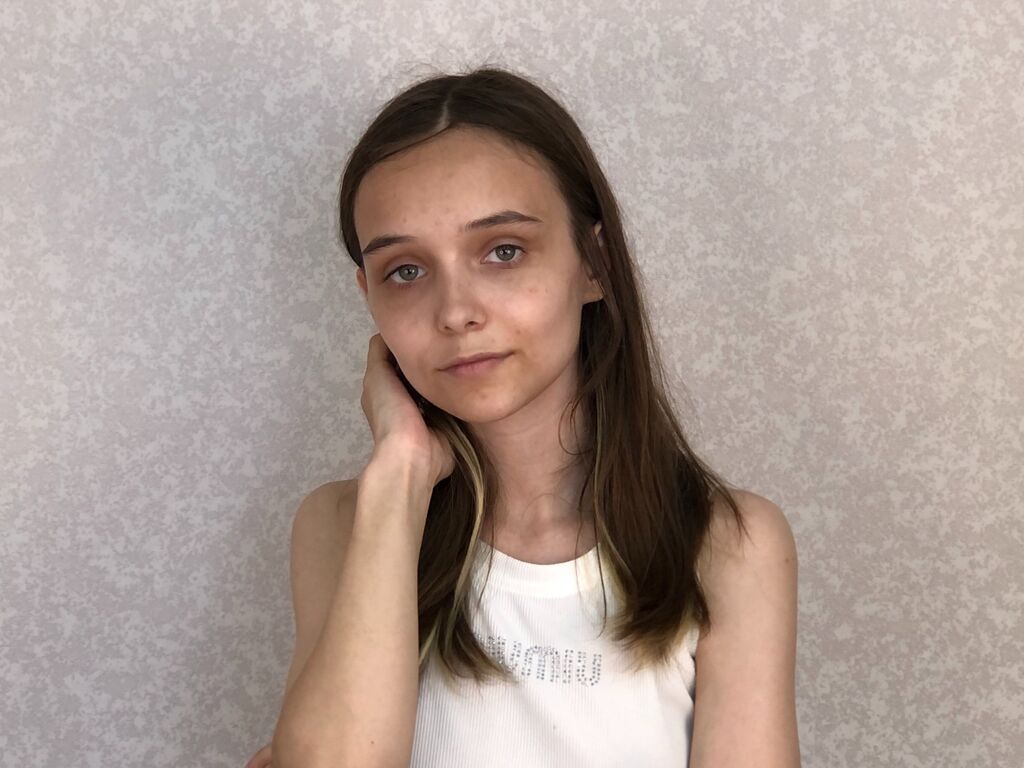 Elvacheckley's profile - Image n°0