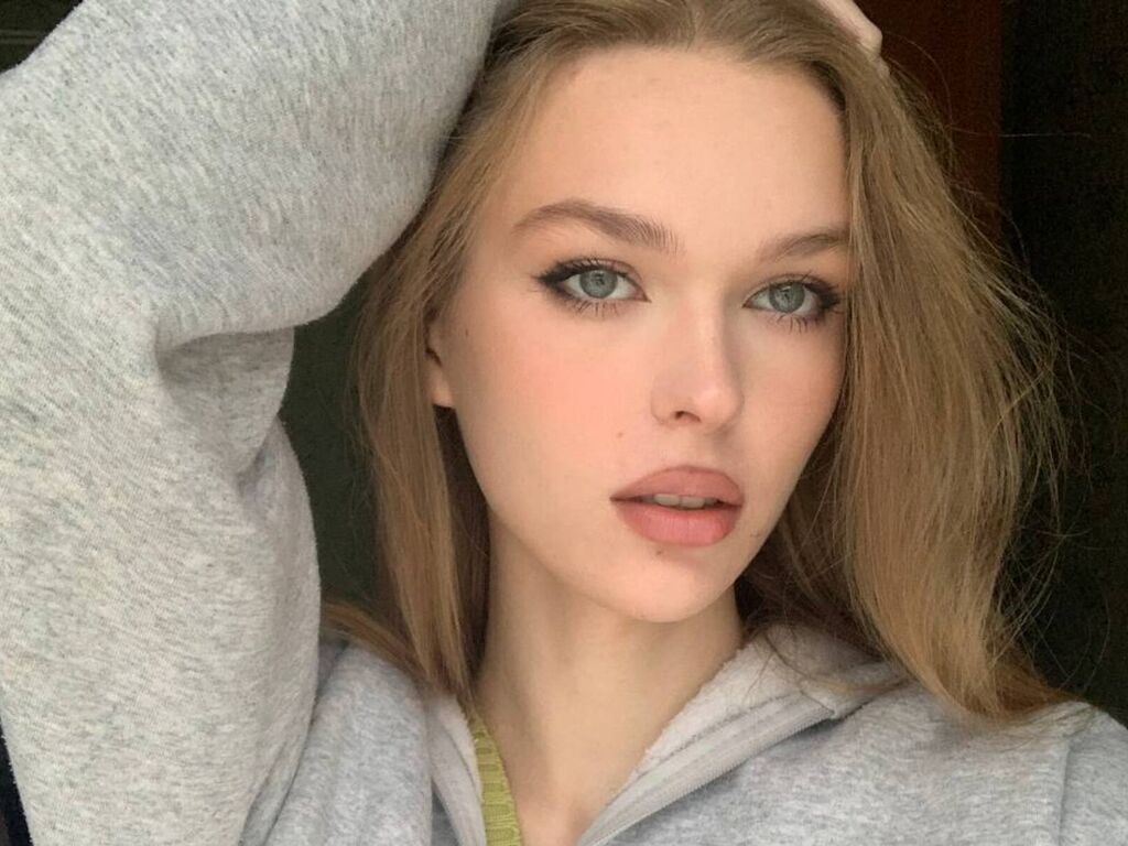 Elvafrary's profile - Image n°0
