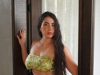 Sexo por webcam con Elvara