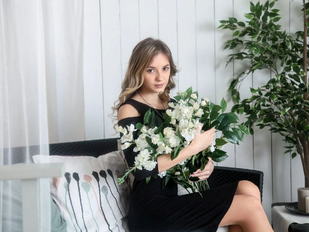 Elviaellen's profile - Image n°1