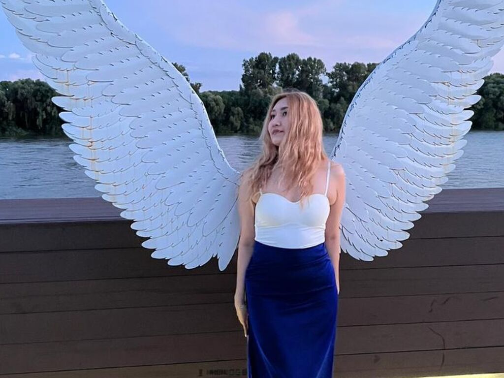 Elviafunnell's profile - Image n°0
