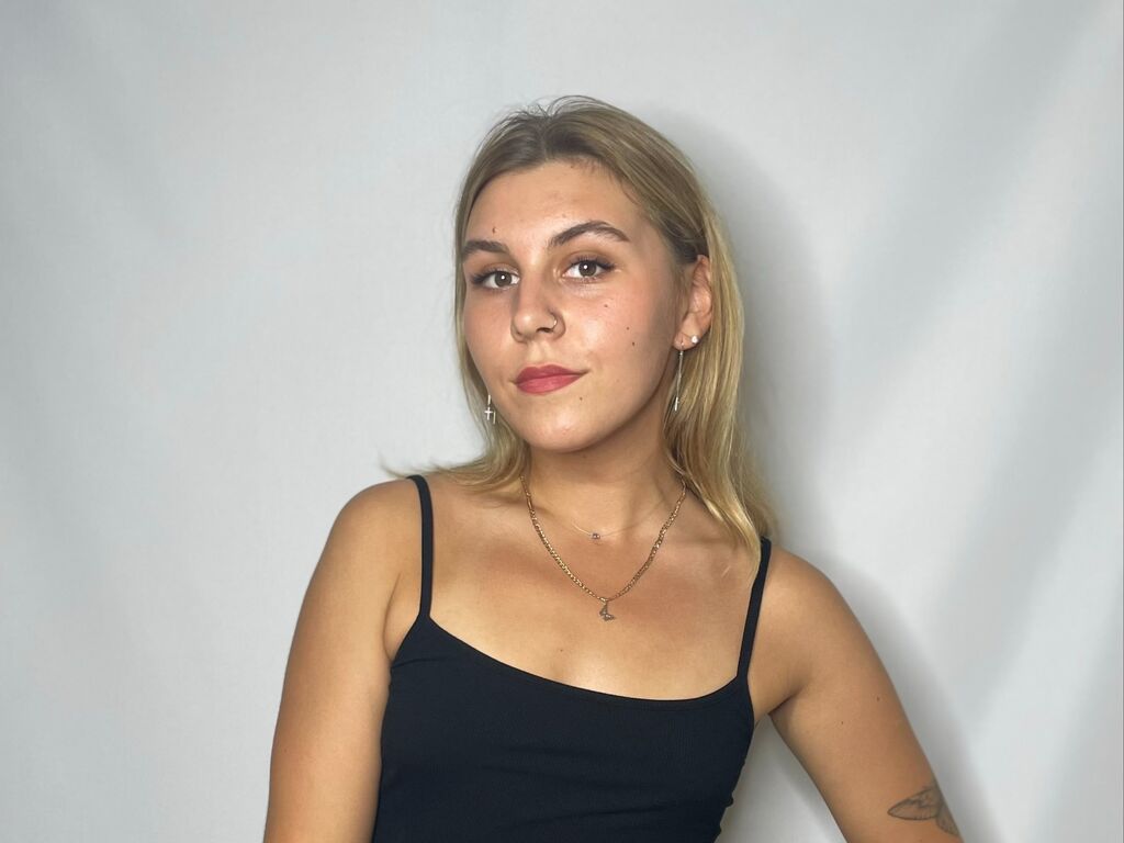 Elwinehascall's profile - Image n°0