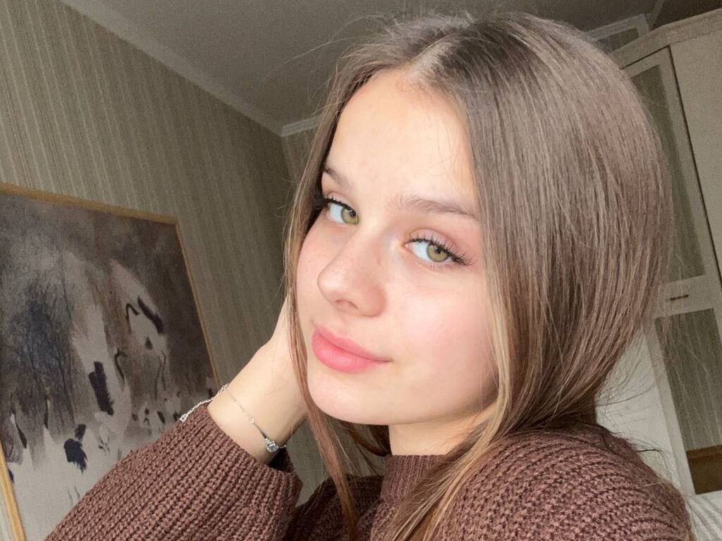 Elwynabeardsley's profile - Image n°0