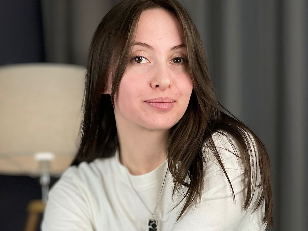 Elwynabeecham's profile - Image n°0