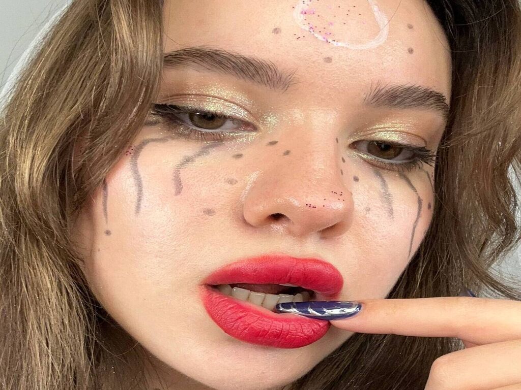 Elwynabulmer's profile - Image n°0