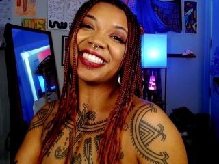Webcam sex con Em0tits98