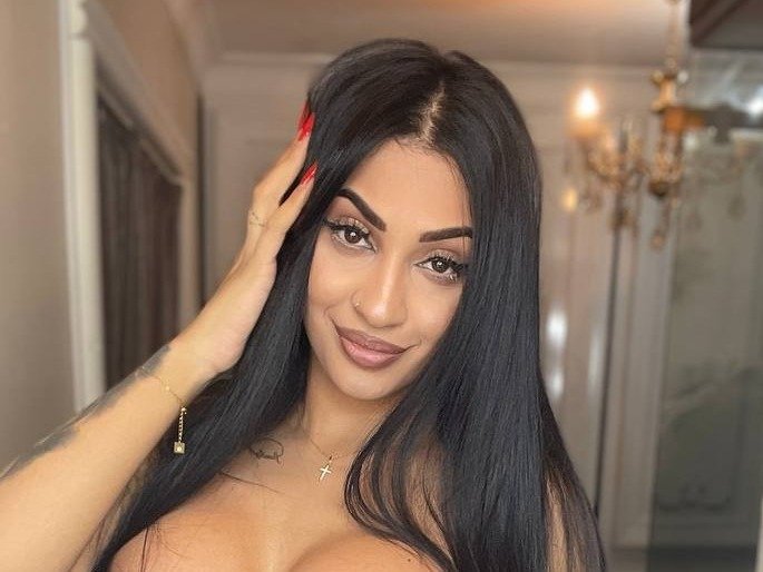 Perfil con Emahallee - Imagen  n°0