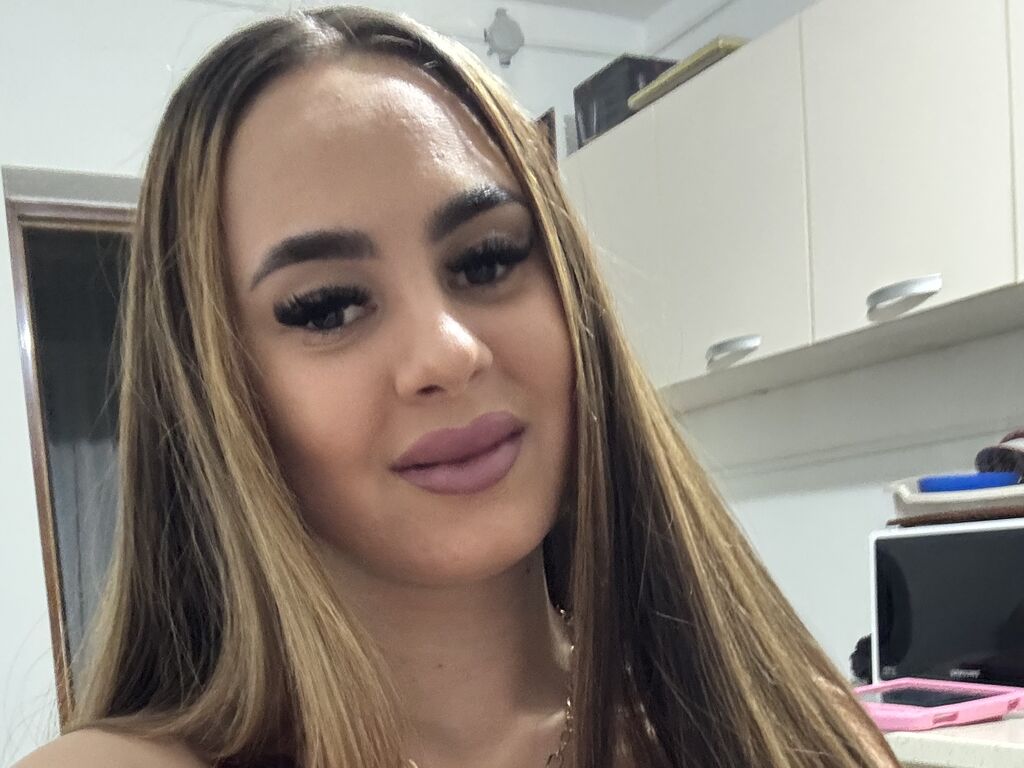 Emapaula's profile - Image n°1