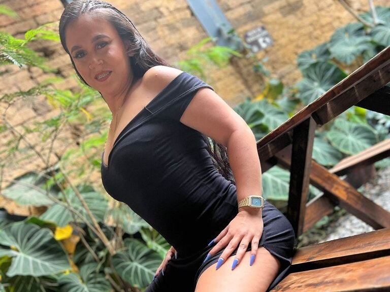 Emavasquez's profile - Image n°0