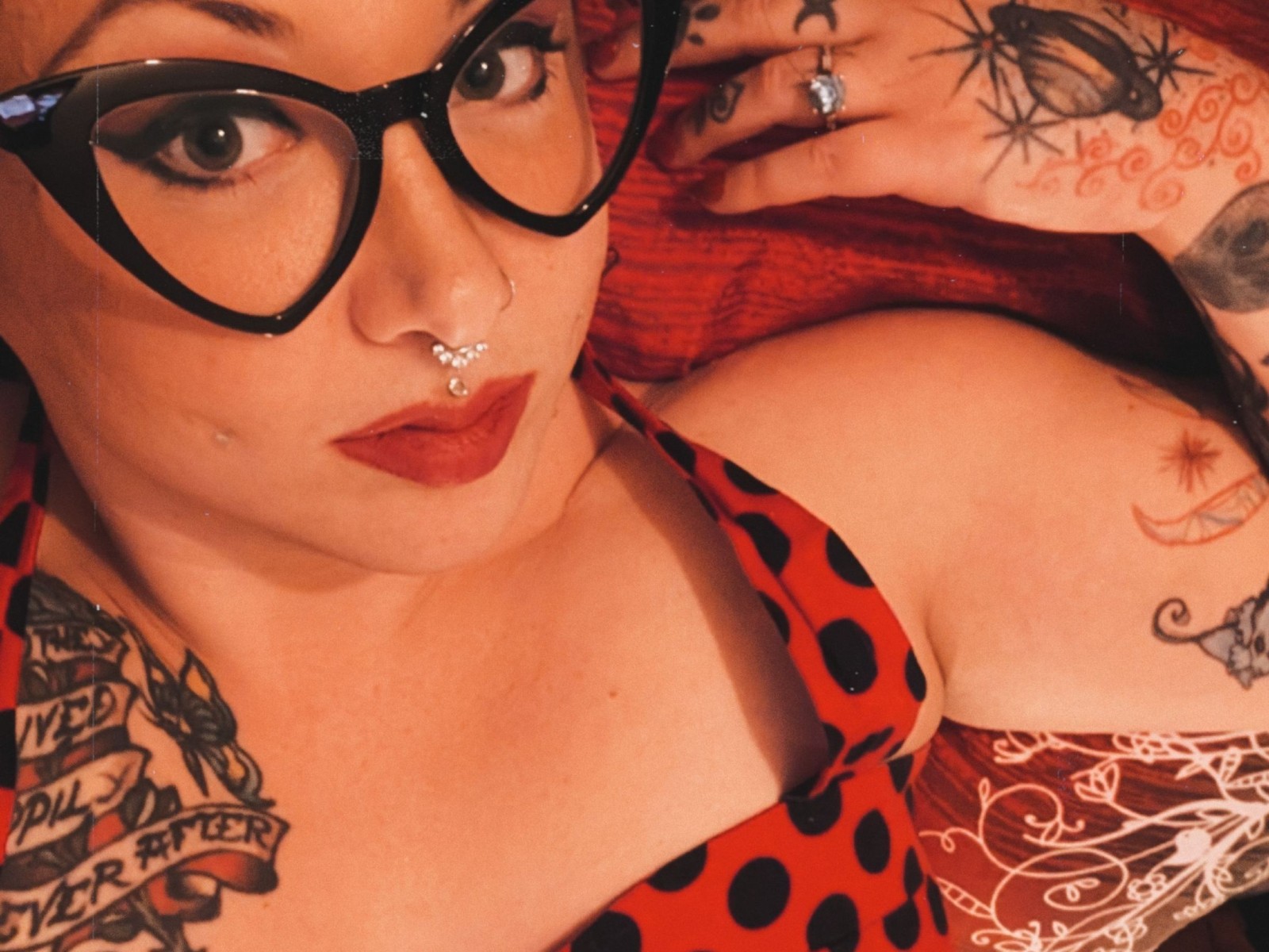 Emberpersephone's profile - Image n°0