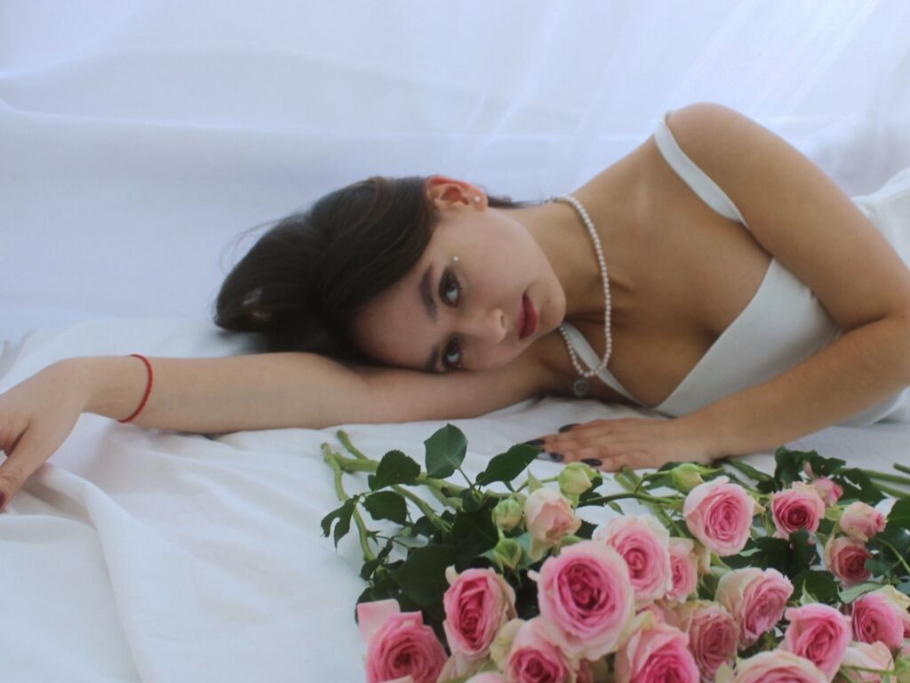 Perfil con Emelybeynar - Imagen  n°2