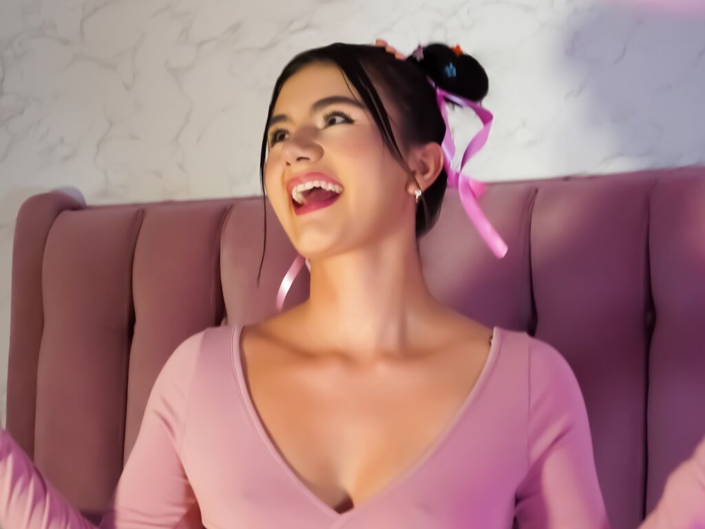 Emelyblake's profile - Image n°2
