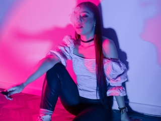 Live Sex Emiillycoxx