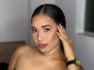 Webcam sex con Emiliana_Gray