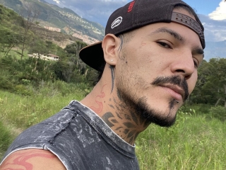 Live Sex Emilianoadkins