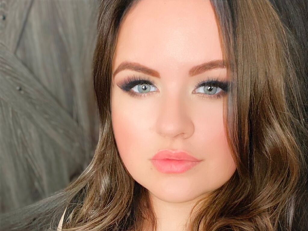 Emiliawattson's profile - Image n°0