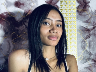 Live Sex Emiliepierre