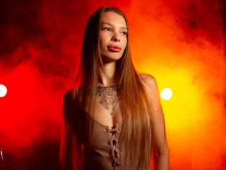 Sexo por webcam con Emillystone