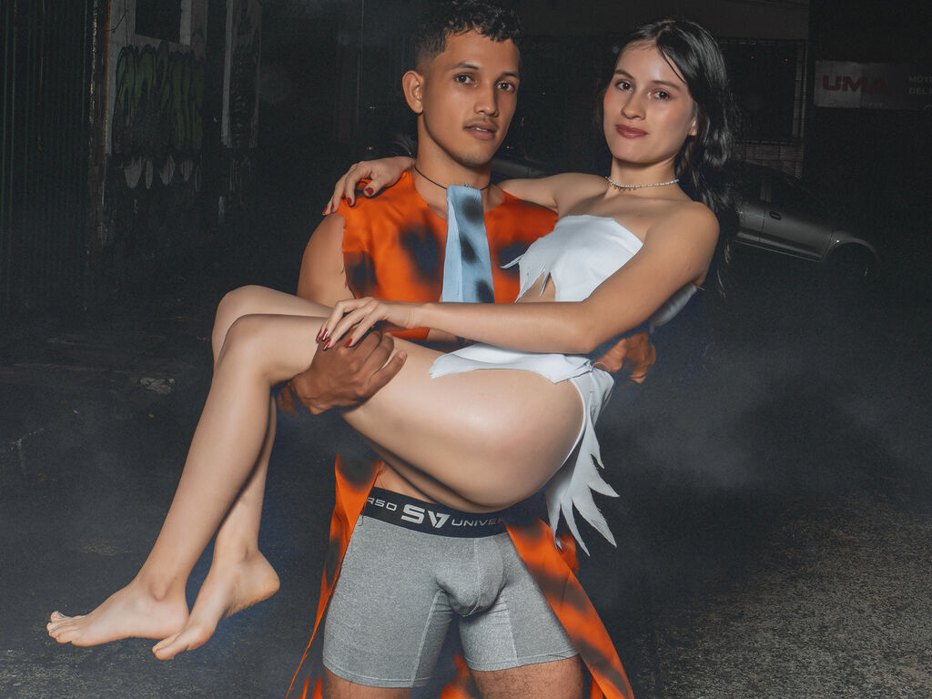 Emilyandmaximo's profile - Image n°1