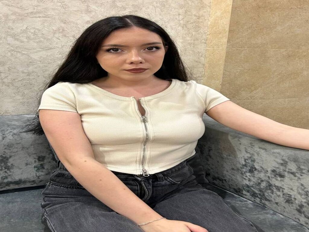 Emilyawallsh's profile - Image n°0
