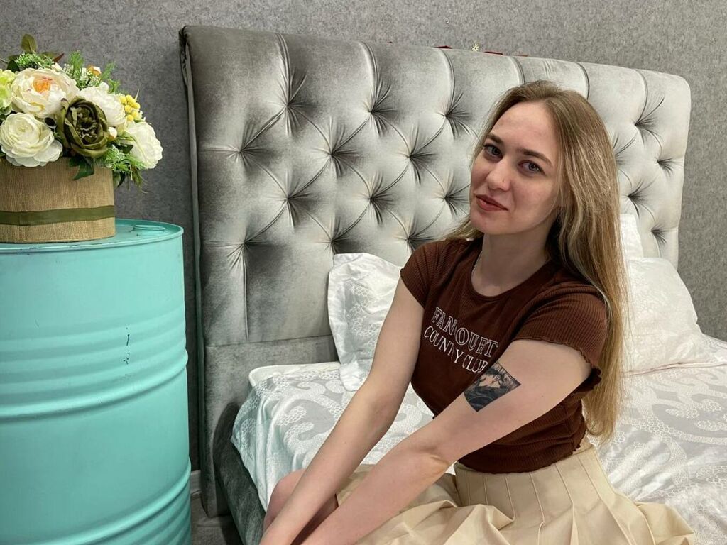 Emilybate's profile - Image n°0