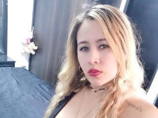 Live Sex Emilybigboobs18