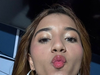 Webcam sex with Emilybruss