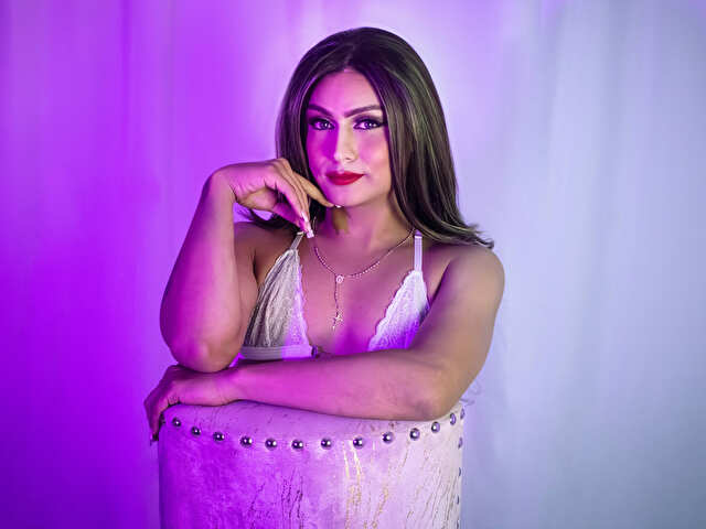 Emilycupert's profile - Image n°3
