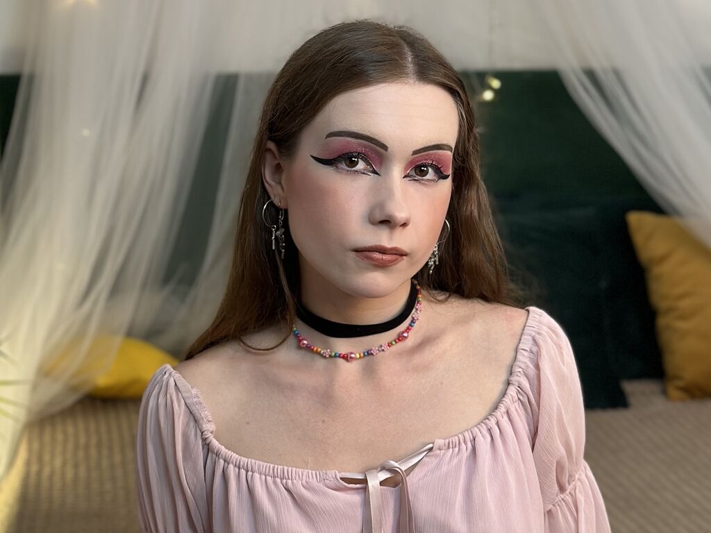 Emilyfort's profile - Image n°0
