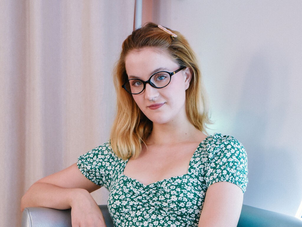 Emilyharley's profile - Image n°0