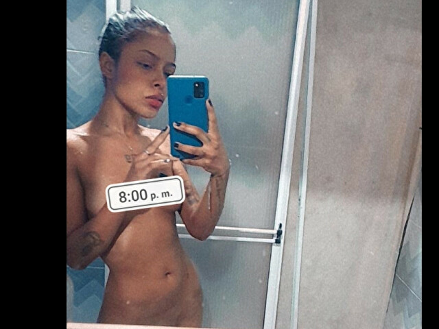 EmilyKeen's profile - Image n°4