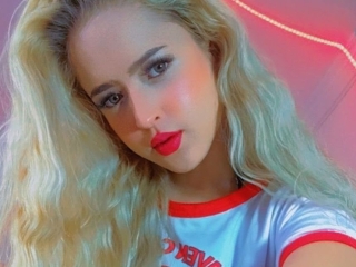Emilyking19's Sexcam