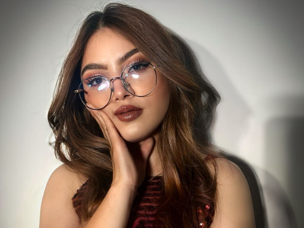 Emilylarez's profile - Image n°1