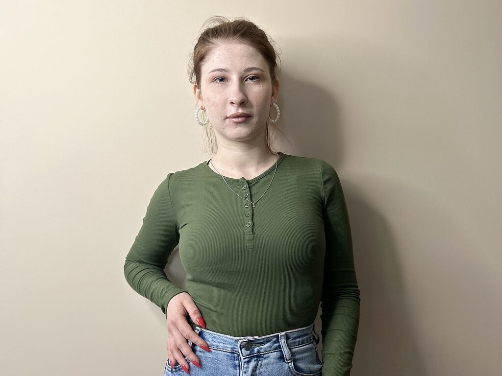 Emilypaton's profile - Image n°0