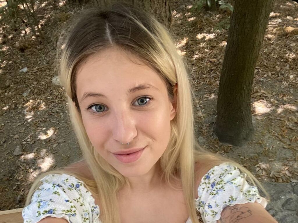 Emilyrotri's profile - Image n°0