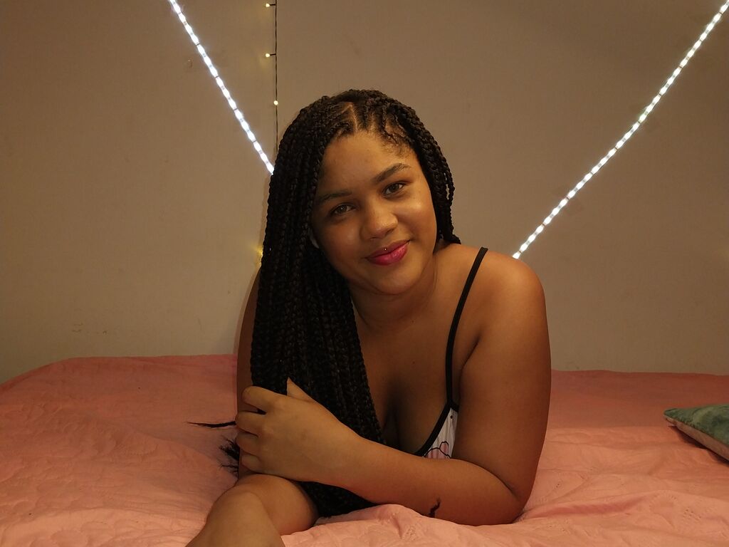 Emilywoker's profile - Image n°0
