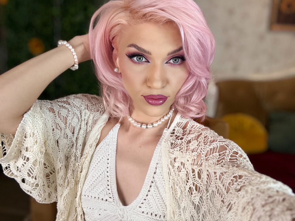 EmmaAmstrong's profile - Image n°3